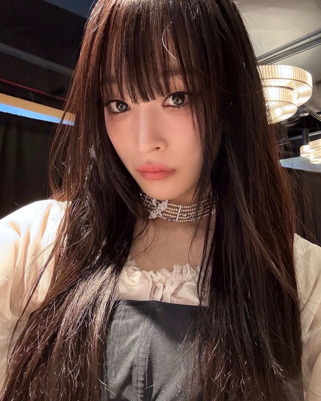 올데프 애니가 착용한 샤넬 쥬얼리